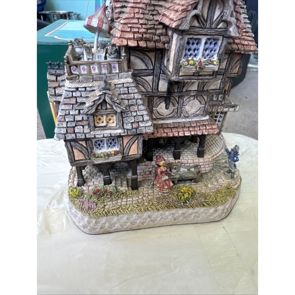 VTG David Winter Cottages Horatio Pernickety's Amorous Intent 1993 LE 4102/9990 - Picture 7 of 16